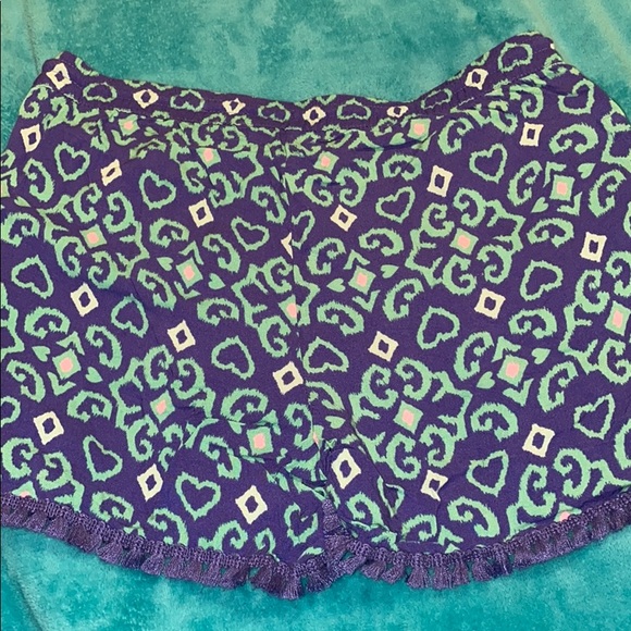 Shorts - Picture 3 of 3